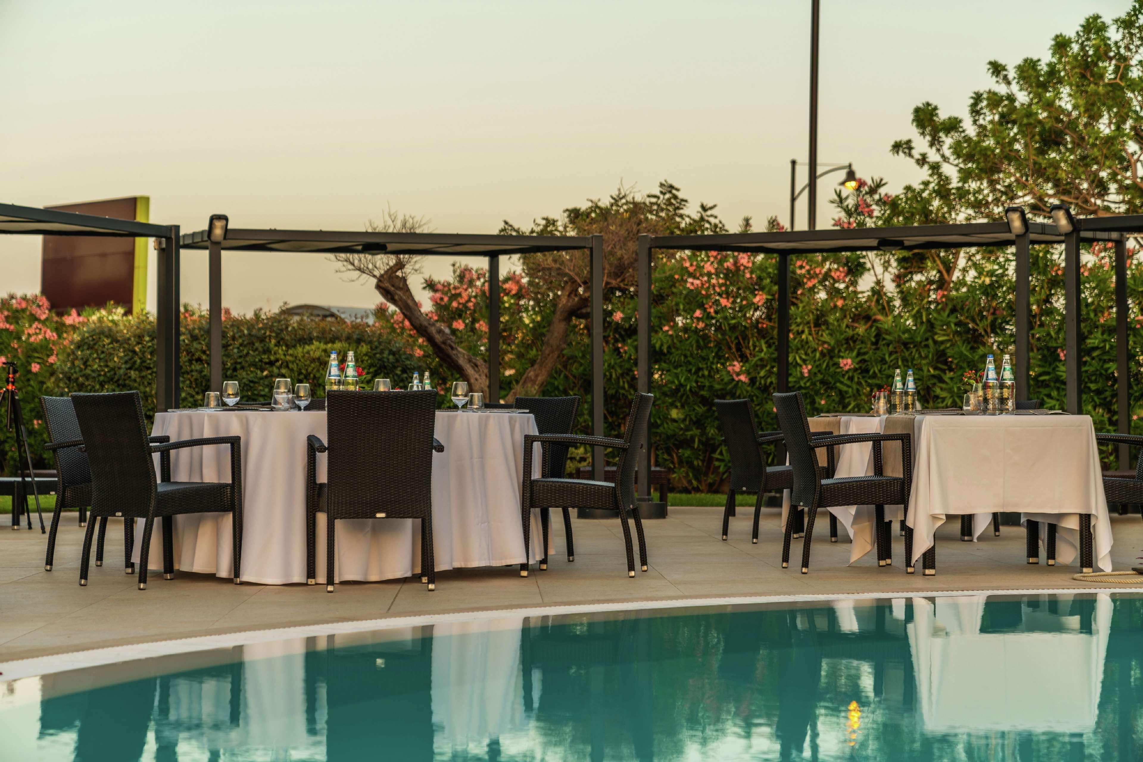 Delta Hotels By Marriott Olbia Sardinia Exterior foto