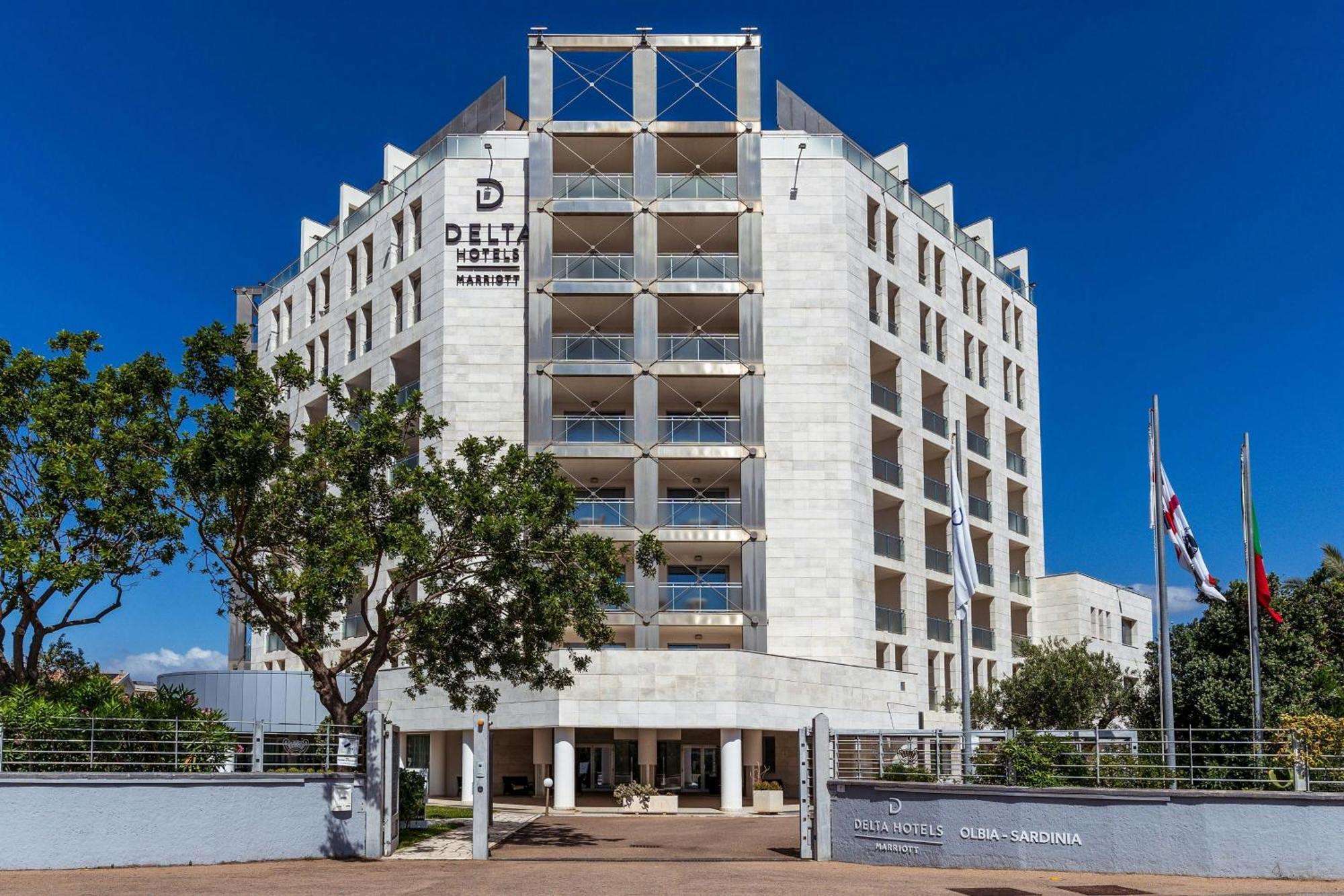 Delta Hotels By Marriott Olbia Sardinia Exterior foto